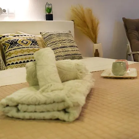 בית נופש Mykonos Aphrodite Superior & With Amazing Sea View *